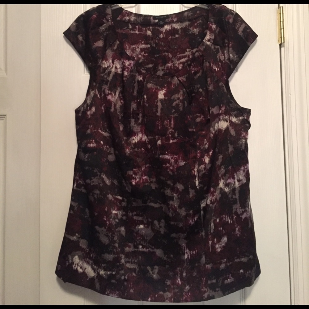 Ann Taylor cap sleeve shell blouse.