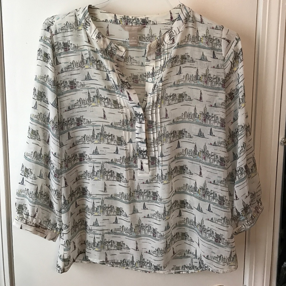 Super cute Banana blouse with NY sailboat pattern
