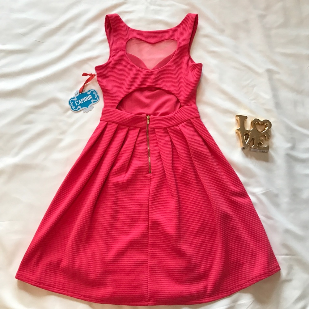 L❤️AMOUR DRESS - Picture 2 of 4