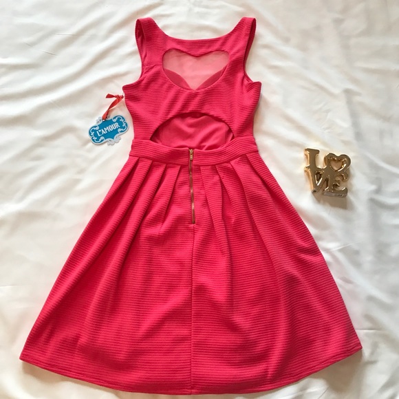 L❤️AMOUR DRESS - Picture 2 of 4