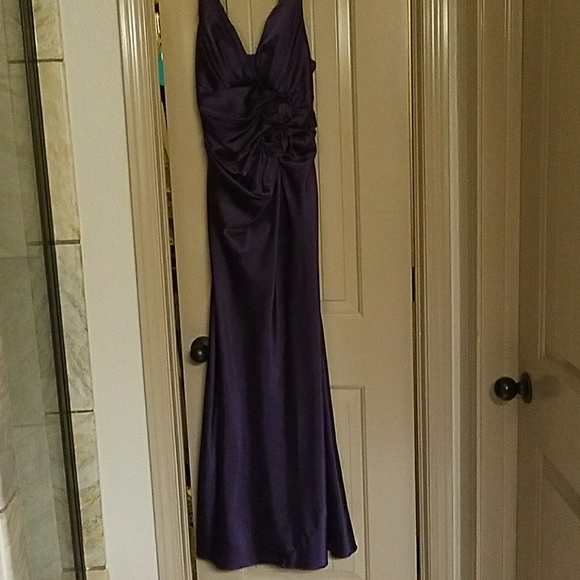 Dress - Picture 4 of 4