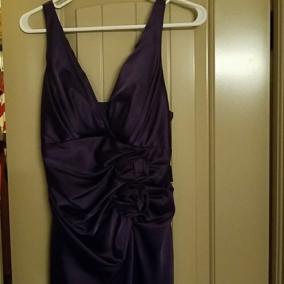 Dress - Picture 2 of 4