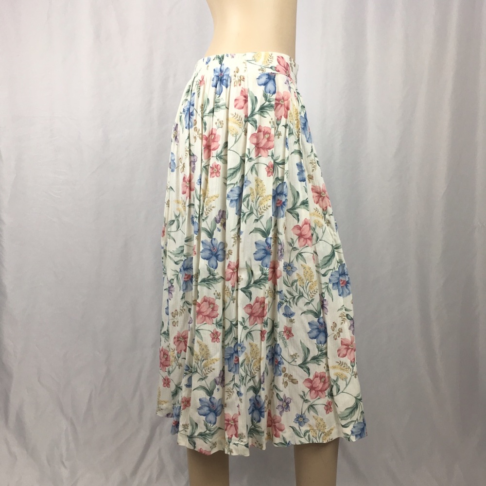 Vintage Floral Pleated Maxi Skirt
