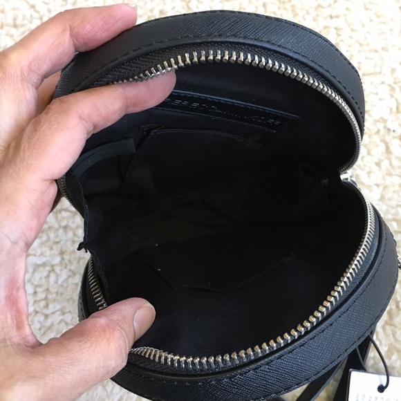 ๐HP-4/17๐Last Chance Rebecca Minkoff Crossbody - Picture 4 of 4