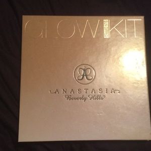 Anastasia glow kit: sun dipped