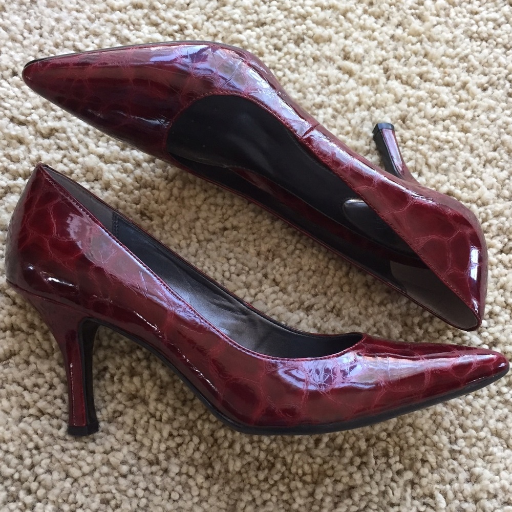 Alfani red Step n' Flex "Gracie" pumps Sz 7 - Picture 1 of 4