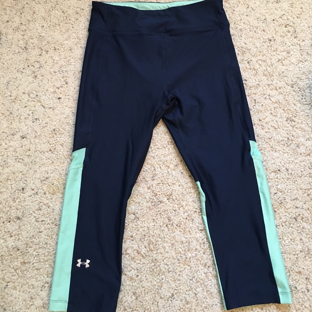Under armour compression crops