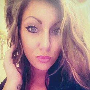 Meet your Posher, Becky