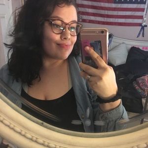 Meet your Posher, Sara