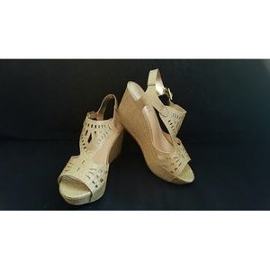 Rouge Renata Gold Glitter Wedges