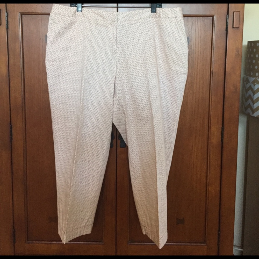 Lane Bryant Crop Pants - NWOT! - 20W