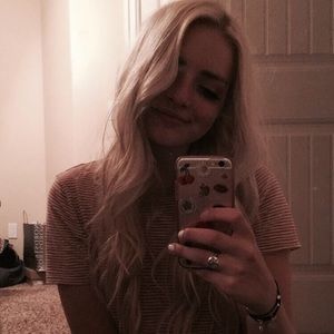 Meet your Posher, Madison