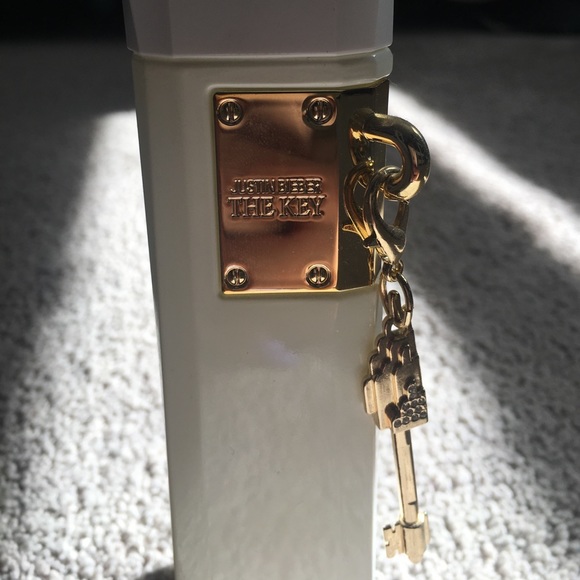 Justin Bieber perfume - Picture 2 of 2