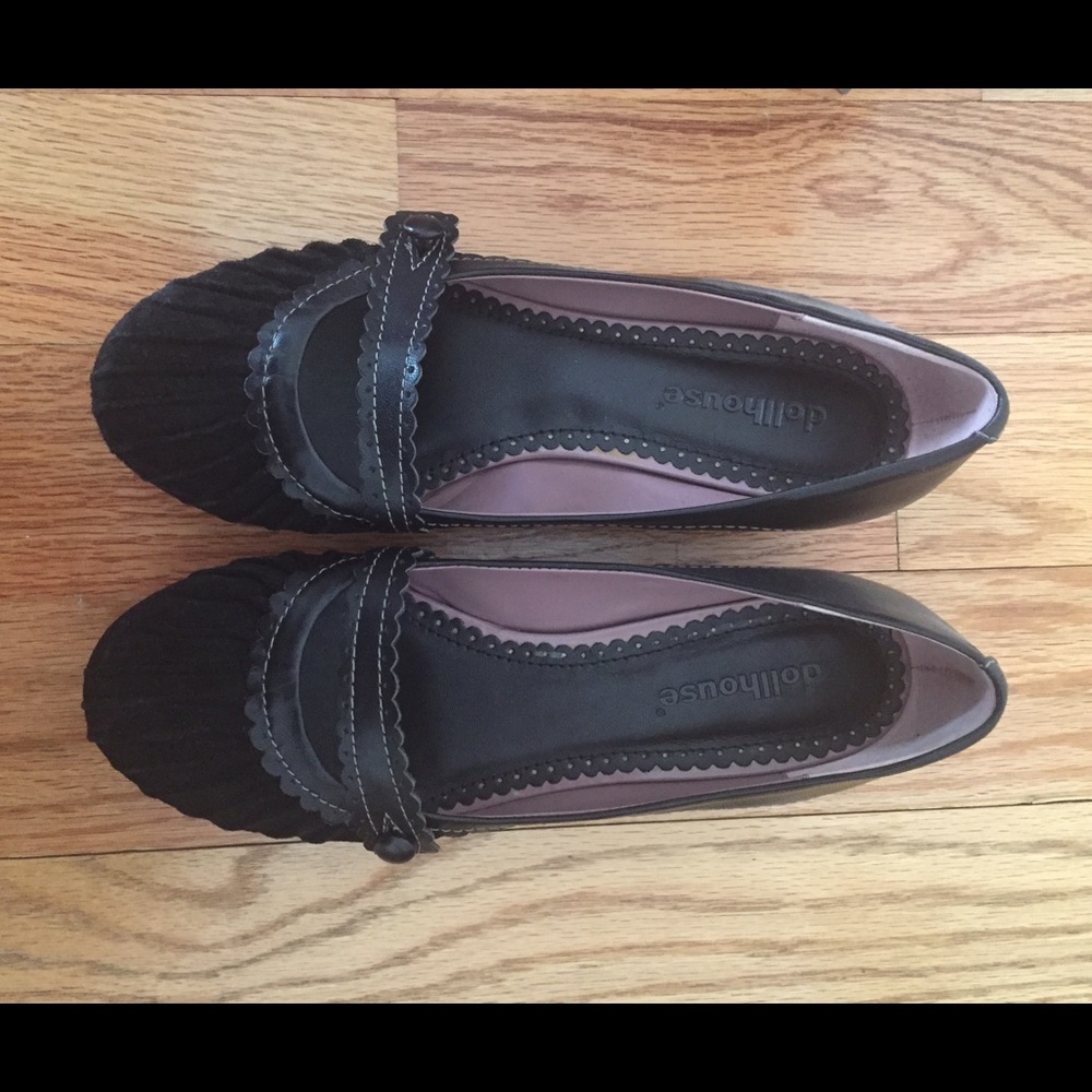 Dollhouse women's black kitten heel size 8.5