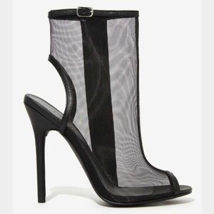 Mesh black heeled boots