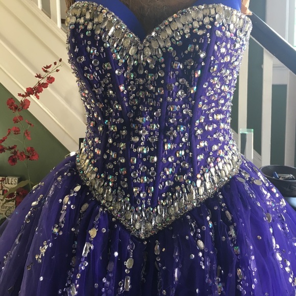 đź’–Purple Sweet 16 Gownđź’– - Picture 2 of 6