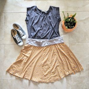 Sunny ModCloth Chevron skirt XXL