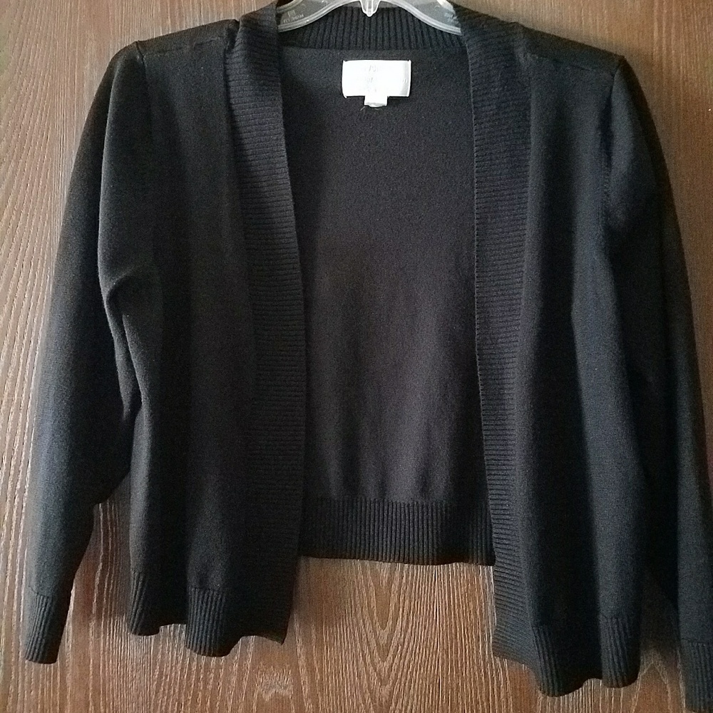 Avenue cropped cardigan, black light weight