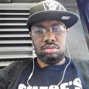 Meet your Posher, Thomas