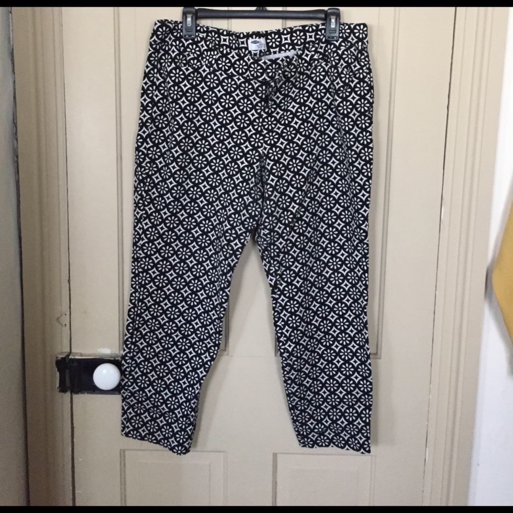 Old Navy Pixie Pants