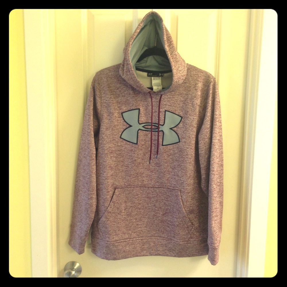 Under Armour sweatshirt