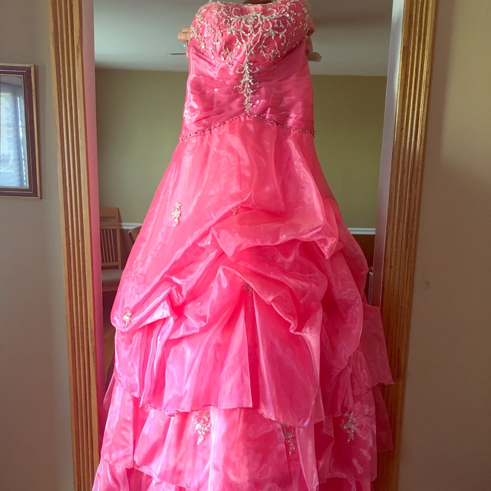 Mori Lee Quinceanéra Collection Coral Dress Size 8