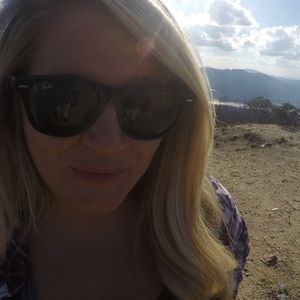 Meet your Posher, Maegan