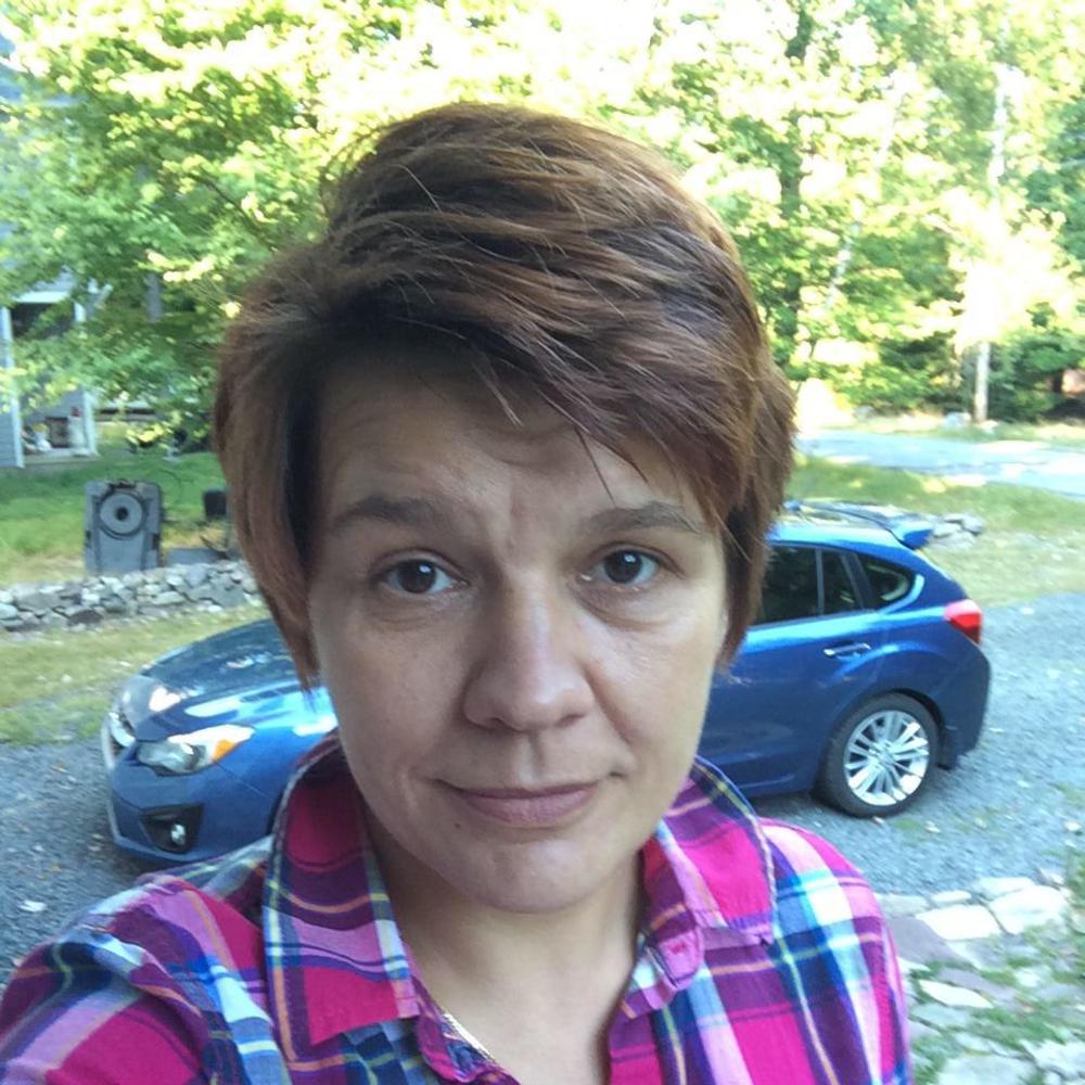 Meet your Posher, Renata