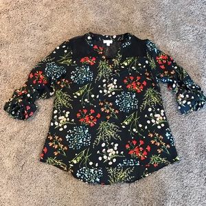 ❤️HP❤️ Charming Charlie Floral Lace Blouse NWOT