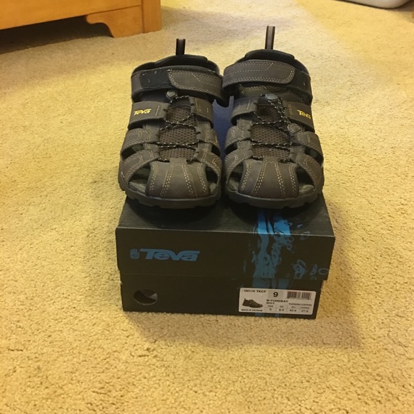 Teva forebay's - Picture 1 of 3
