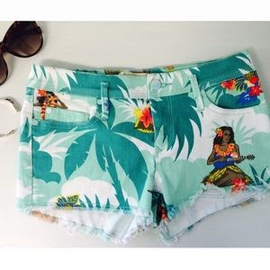 Hula girl ROXY denim shorts