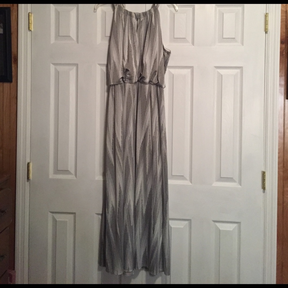 Chico's sleeveless black and white long dress
