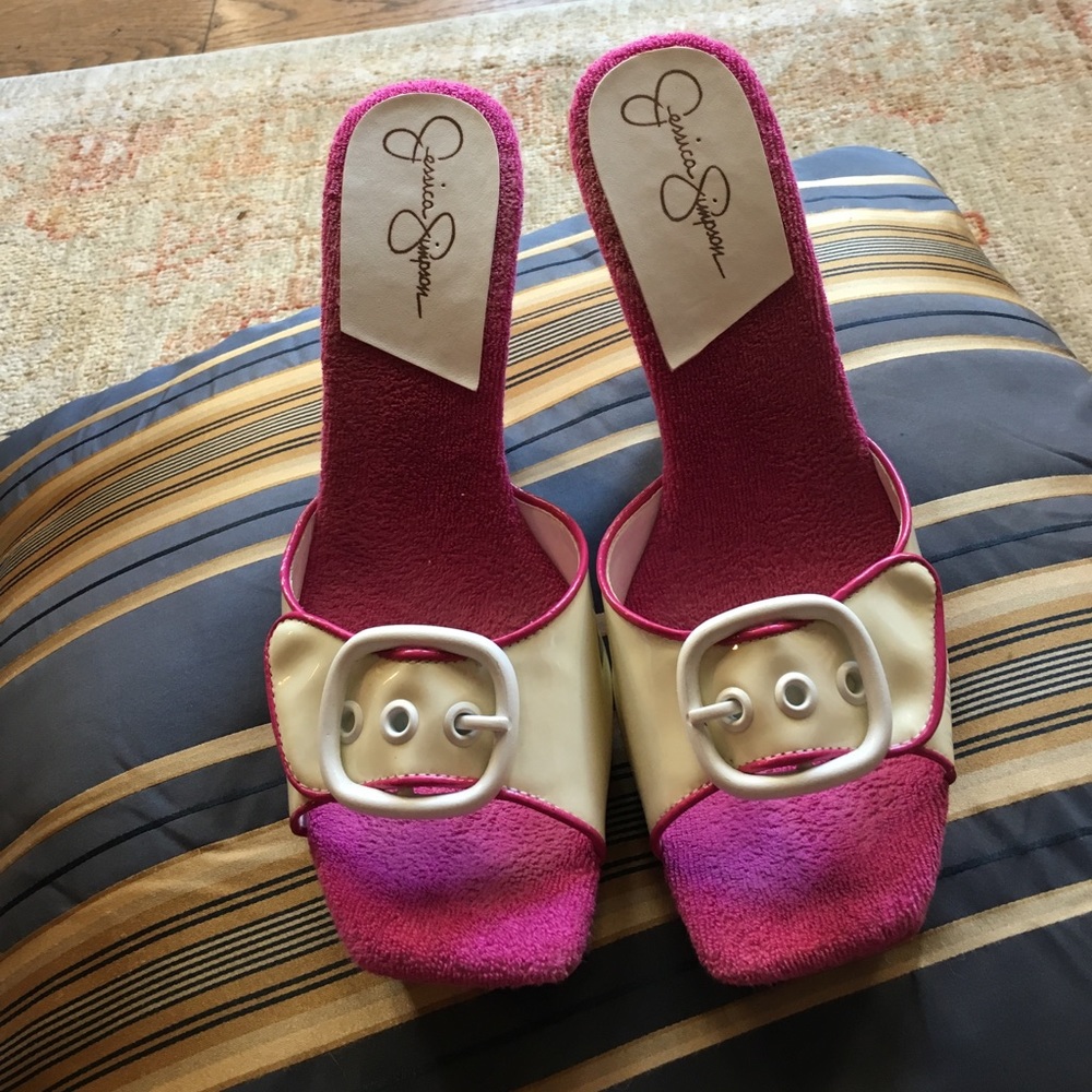 Sandal