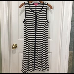 NEVER WORN - Betsey Johnson Zip Front Dress