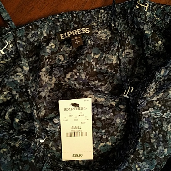 Top - Picture 2 of 4