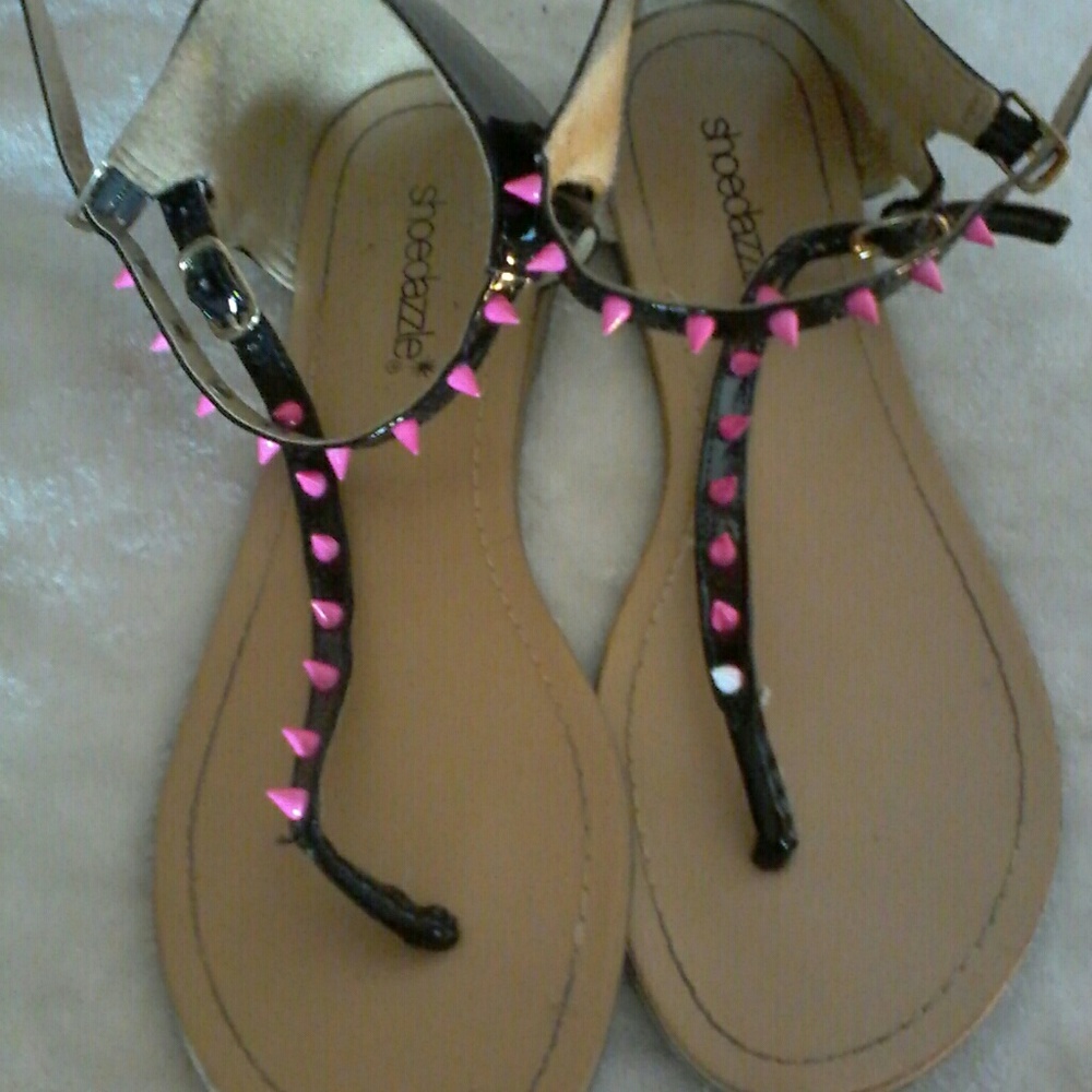 Sandles - Picture 3 of 3