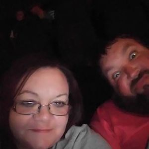 Meet your Posher, Lorie