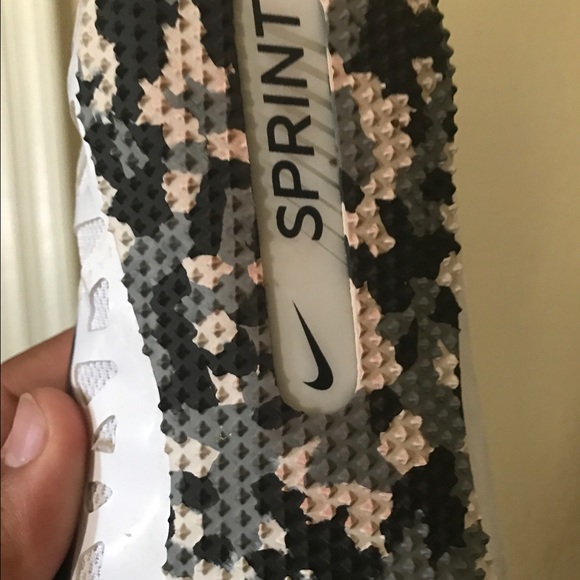 Nike track spikes - Picture 3 of 3