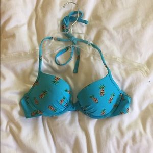 Push-up bikini top
