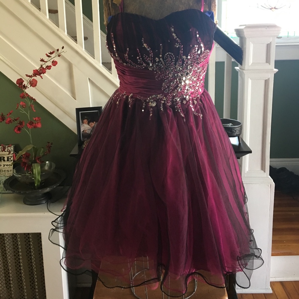 💖Gorgeous Burgundy Dress💖 with shawl