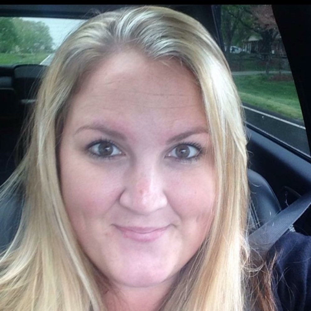 Meet your Posher, Courtney