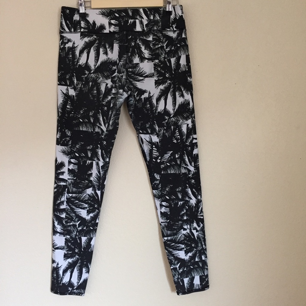 Palm tree leggings!