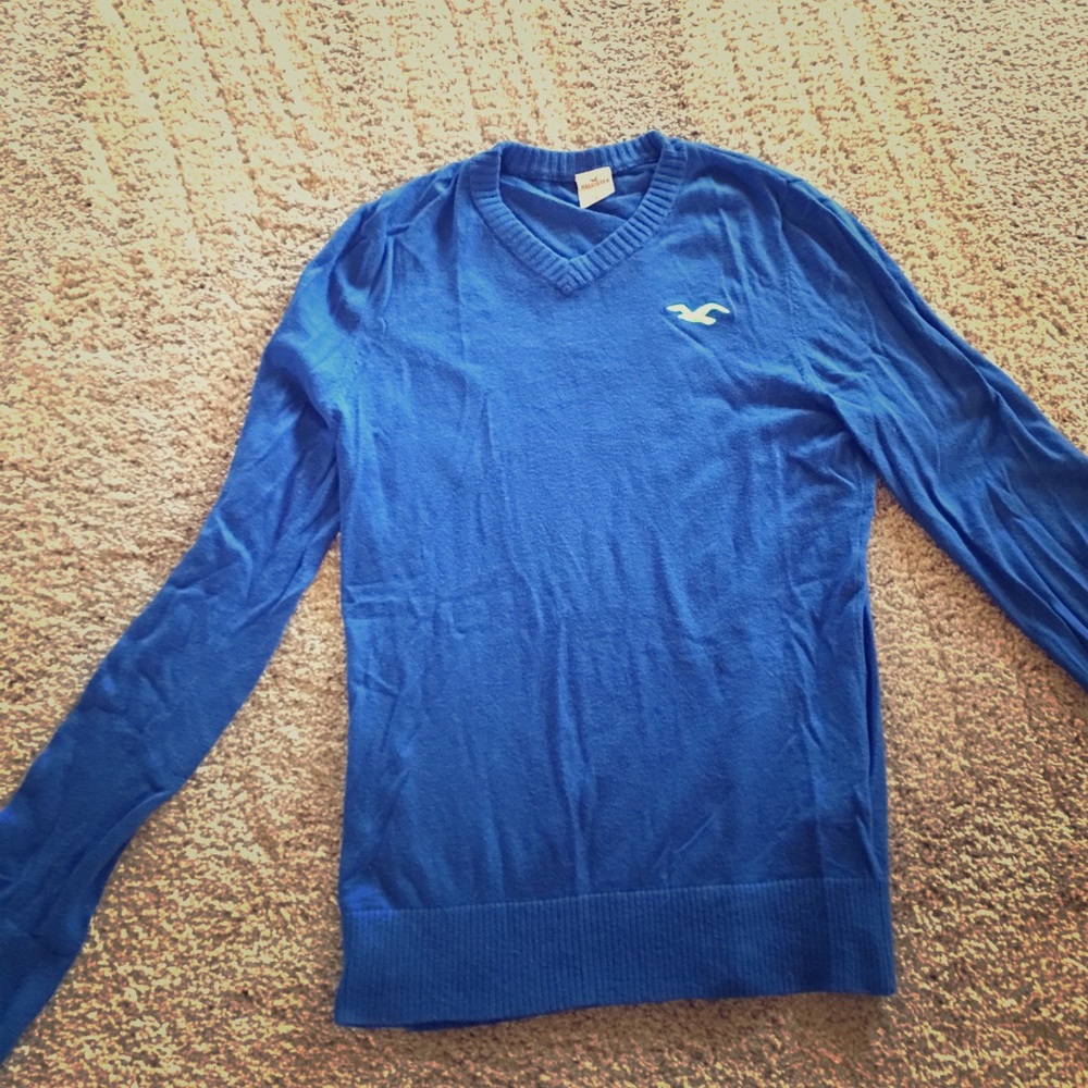 Blue Hollister sweater