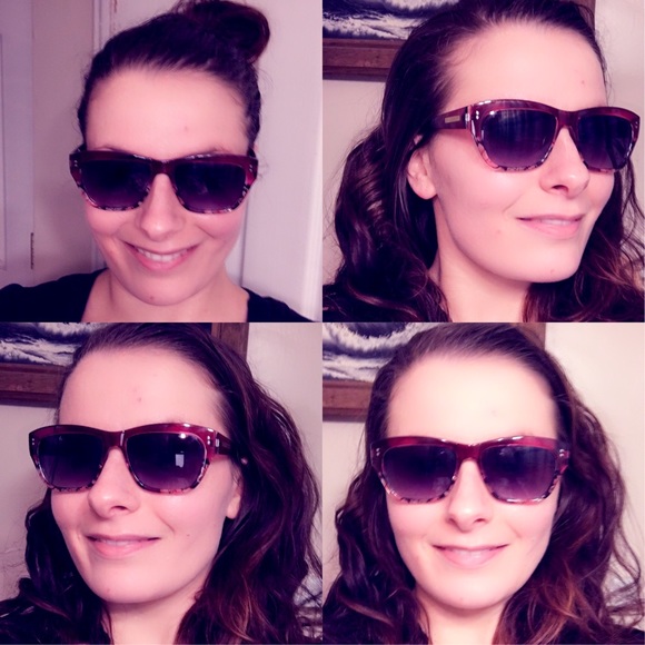 Pink& Floral 80s Chunky Betsy Johnson Sunglasses - Picture 2 of 8