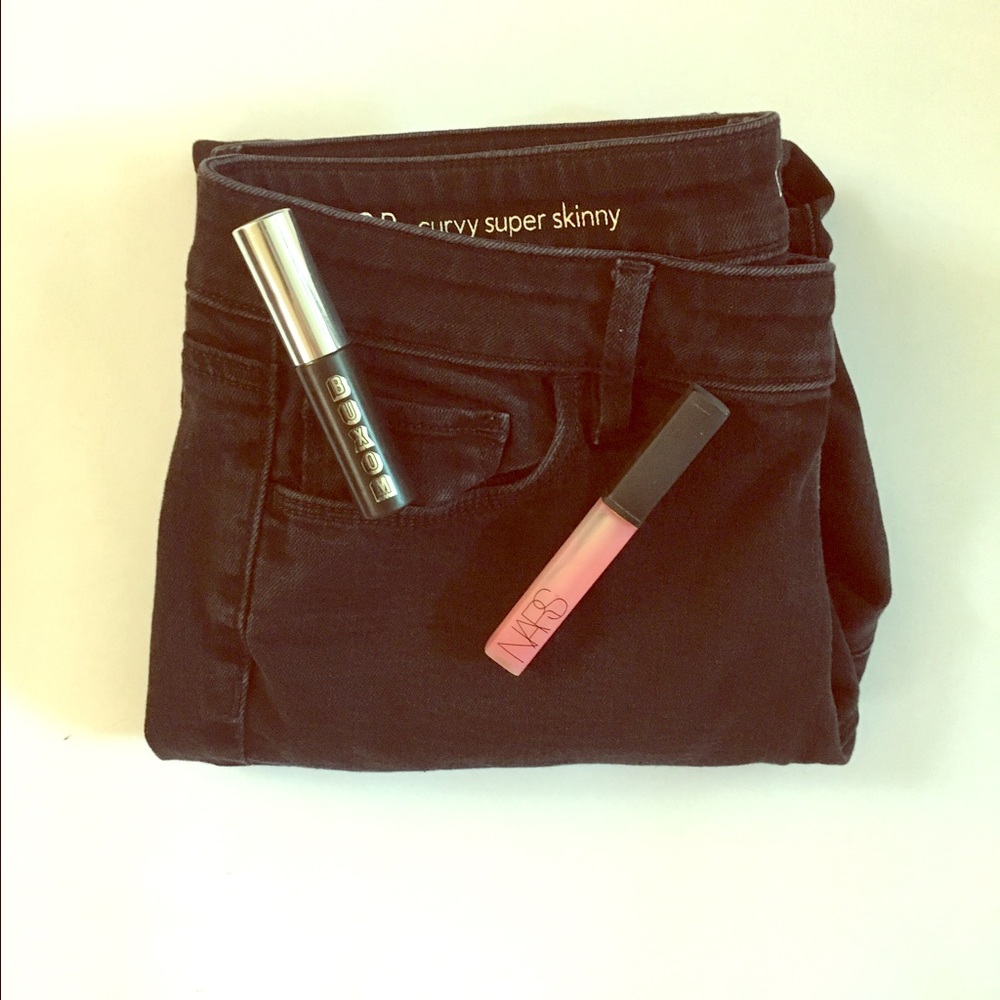 LOFT BLACK CURVY SUPER SKINNY JEANS
