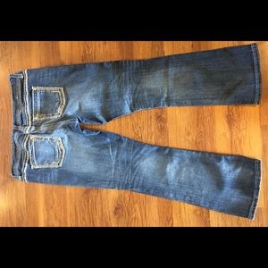 Daytrip jeans from The Buckle