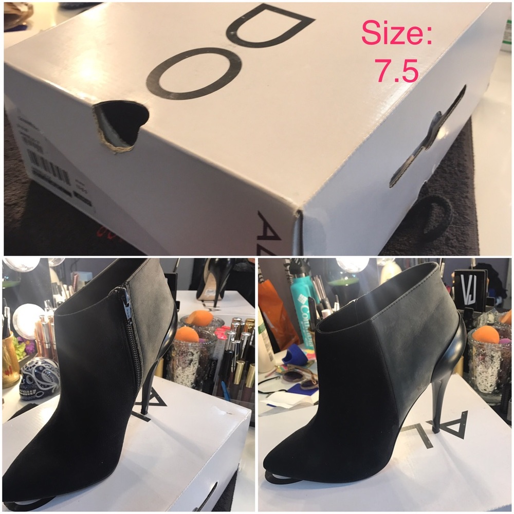 Size 7.5 Aldo booties