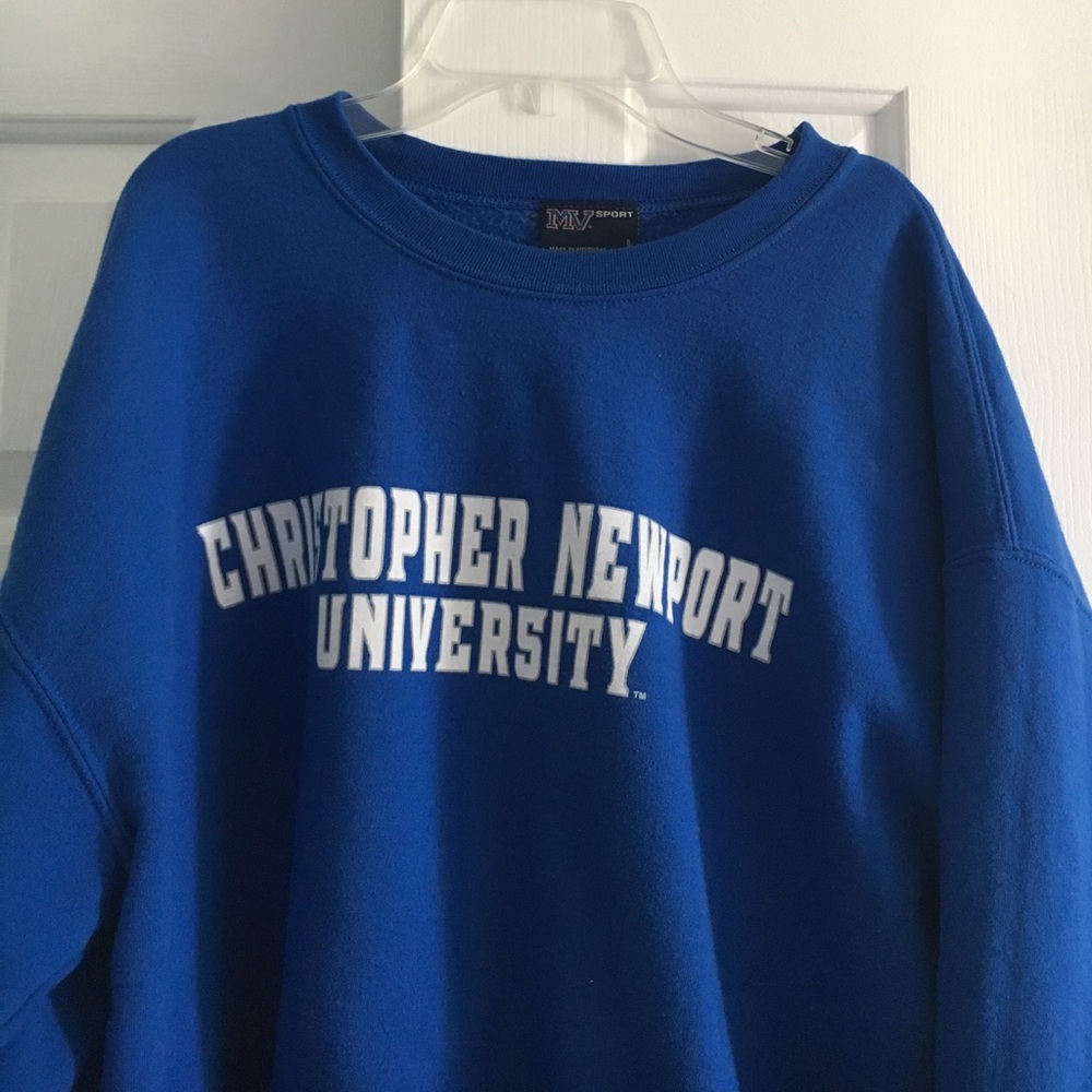 Oversized CNU college crew neck!