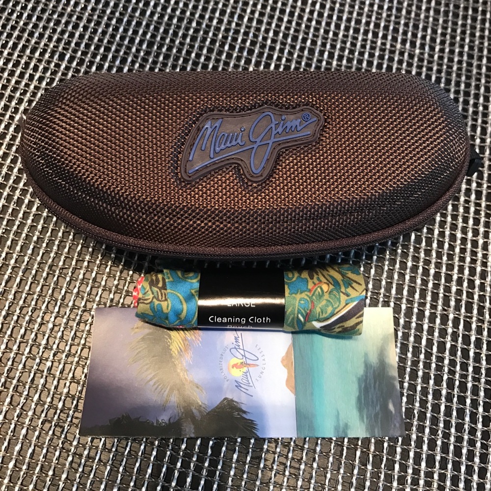 Maui Jim case NWT