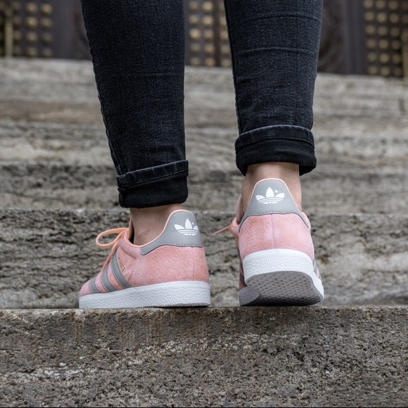 adidas gazelle haze coral adidas gazelle haze coral